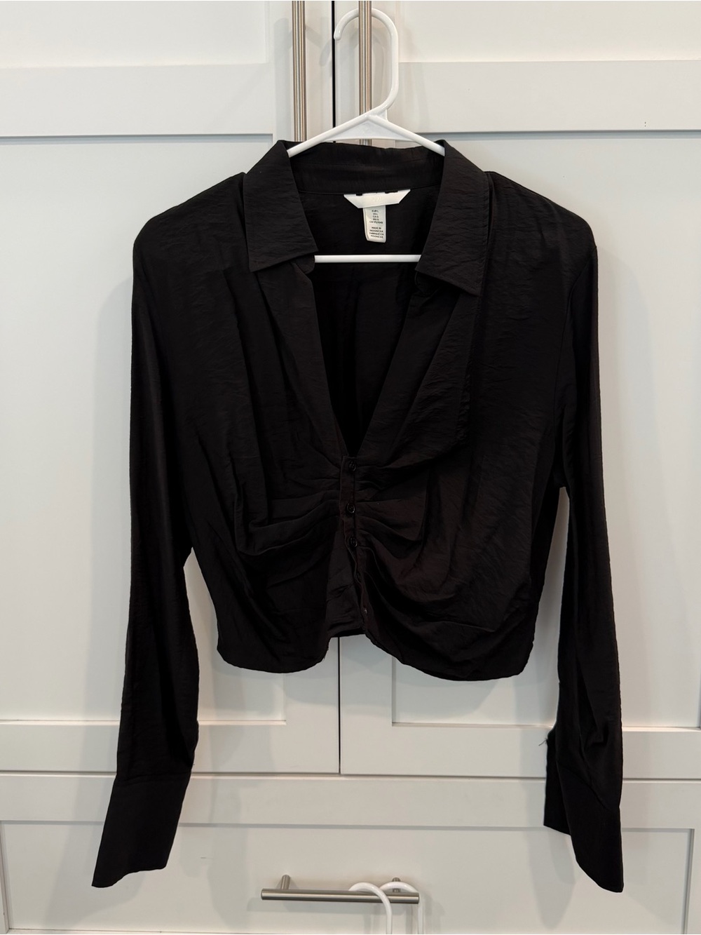 H&M Black Ruched Button-Front Collared Blouse